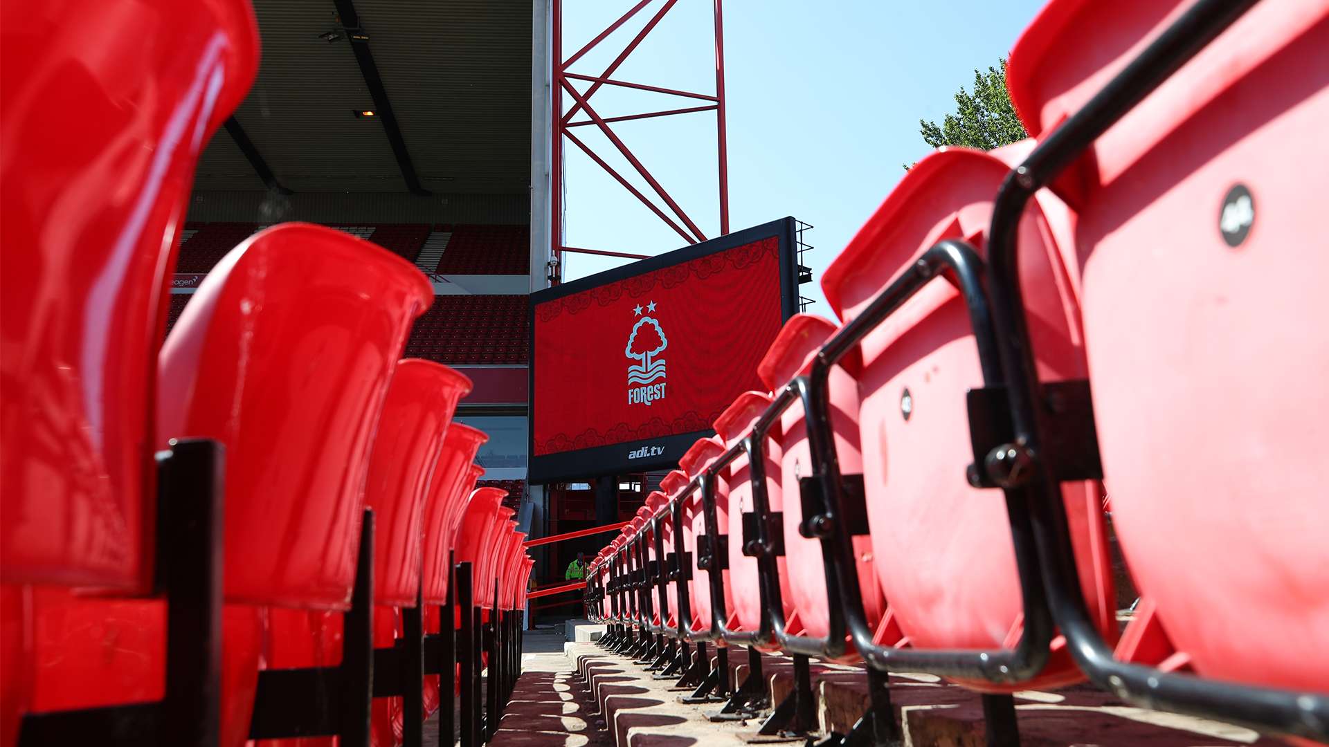 而是一种深 而是一种深